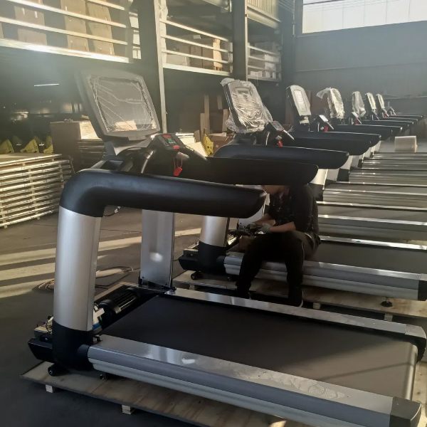 Commercial Adjustable Speed Walking Running Treadmill Machine for Outdoor Aerobic Exercise - 2